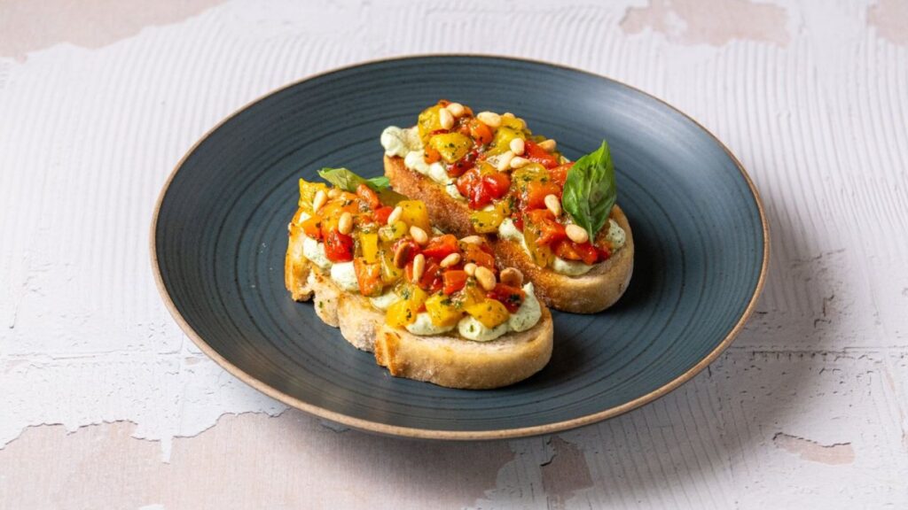 Bruschetta Gourmet with Pepper