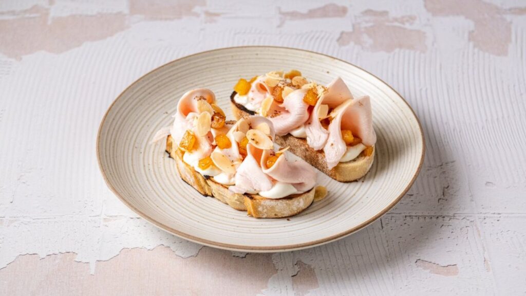 Italian Bruschetta with Chicken and Caramelized Pear