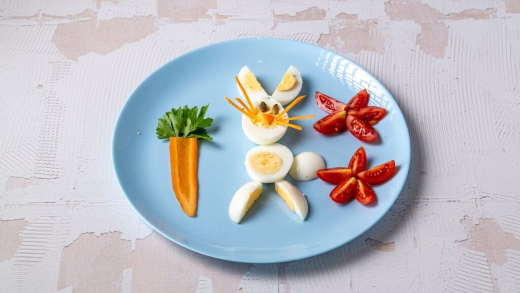 Boiled Eggs with Vegetables